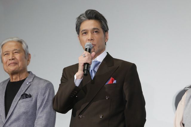 広末涼子の美麗ドレス姿！『嘘八百　京町ロワイヤル』完成披露舞台あいさつ（8枚目）