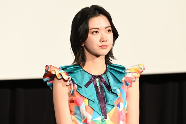 齊藤京子、仲村悠菜、小川未祐、今村美月、桜ひなの、アイドル衣装で生パフォーマンス！『恋愛裁判』ライブ＆舞台挨拶（12枚目）