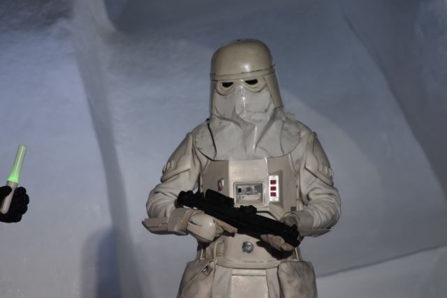 中島裕翔、グローグーと一緒にさっぽろ雪まつり登場！「帰ってきた白銀のスター・ウォーズ雪像」お披露目イベント（11枚目）