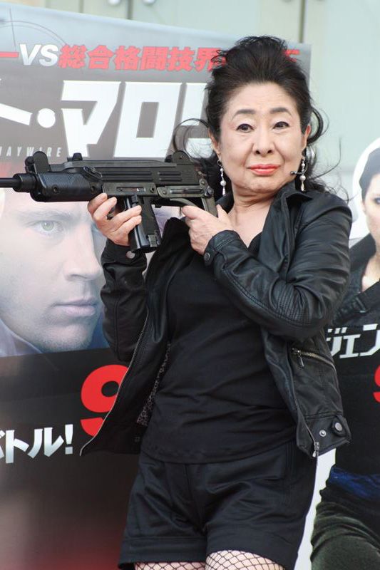 中村玉緒がセクシーな衣装を披露！映画『エージェント・マロリー』イベントフォトギャラリー（7枚目）