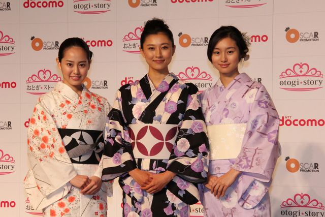 菊川怜＆忽那汐里＆宮崎香蓮が出席！「otogi★story」の完成披露記者会見フォトギャラリー（5枚目）