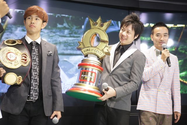 井岡一翔とかもめんたるの“王者”競演が実現！フォトギャラリー：フォトギャラリー