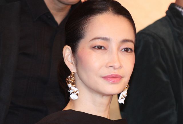 生田斗真、中山優馬ら劇団☆新感線「いのうえ歌舞伎『偽義経冥界歌（にせよしつねめいかいにうたう）』」会見へ（4枚目）