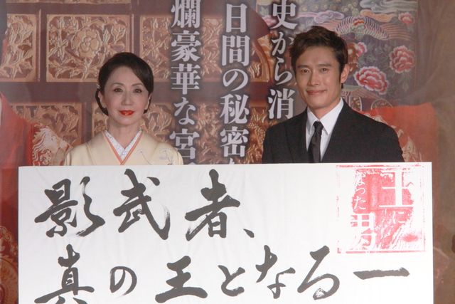 映画『王になった男』舞台あいさつ＆調印式ギャラリー（10枚目）