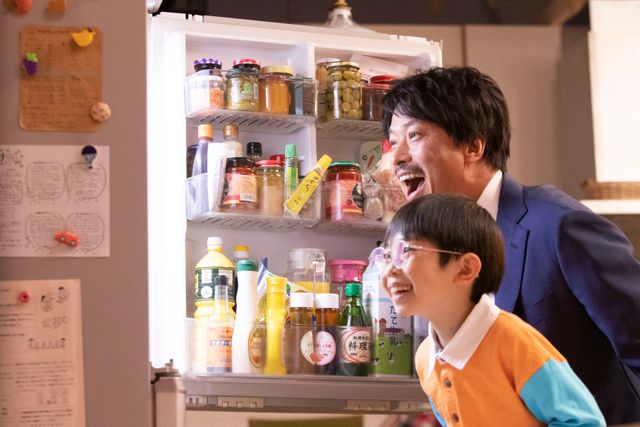 タケコプター姿の椎名桔平！「モンスト×ドラえもん」親子でやるモン！モノマネ篇（4枚目）