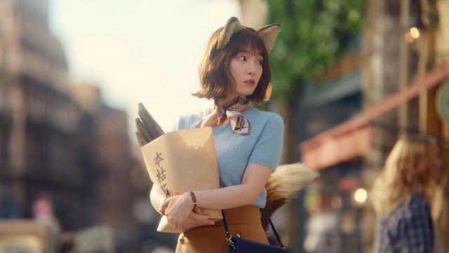 吉岡里帆の“どんぎつね”新CM登場「おだしが変わった篇」場面写真＆メイキングカット（4枚目）