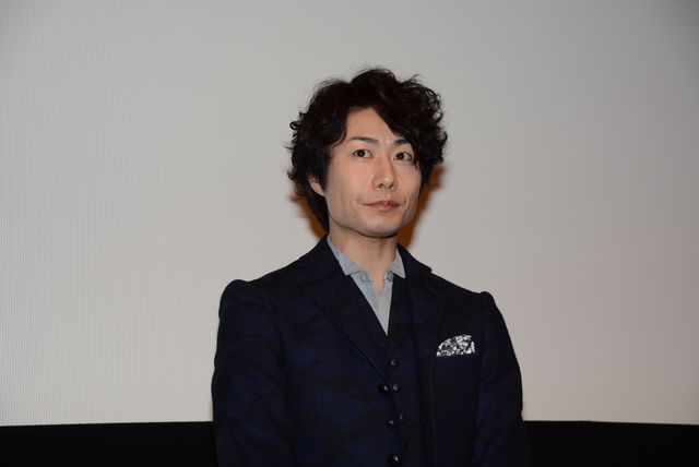 TEAM NACS戸次重幸、ベッドシーンに地が出てNG！　濡れ場エピソードを大胆告白。　画像ギャラリー：フォトギャラリー