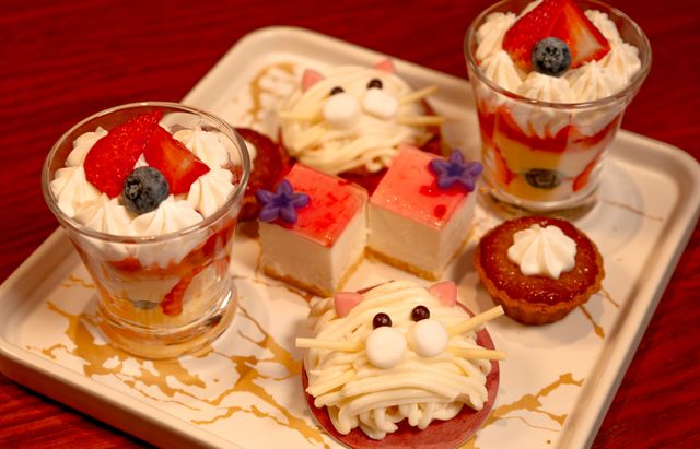 新メニュー「アンブリッジ教授のアフタヌーンティー」（2枚目）