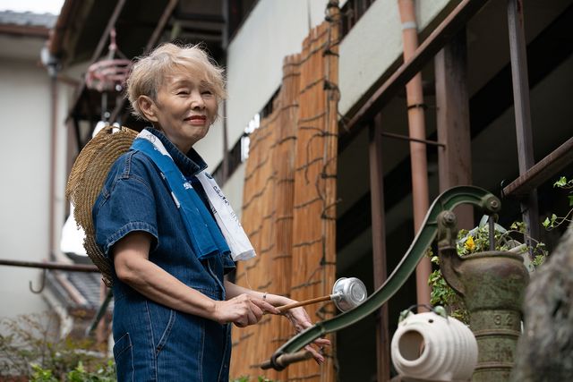 似てる！「阿佐ヶ谷姉妹の のほほんふたり暮らし」第1回の場面写真（6枚目）