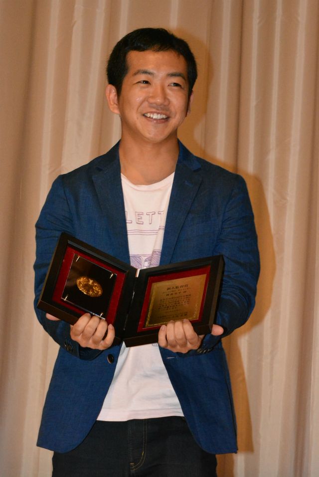 大森立嗣監督や『恋の渦』俳優陣、岩佐真悠子らが登場！　日プロ大賞受賞式が華やかに開催！　画像ギャラリー（12枚目）