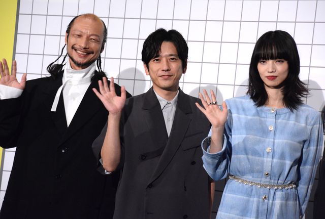 『8番出口』興収40億円狙える好スタート！二宮和也＆小松菜奈＆河内大和が舞台あいさつで感謝：フォトギャラリー