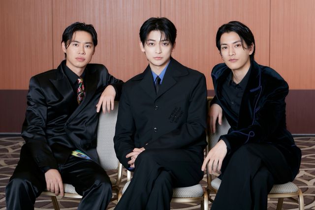 高橋文哉＆戸塚純貴＆渡邊圭祐『SAKAMOTO DAYS』インタビュー撮りおろし（9枚目）