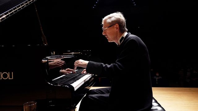 様々な困難を乗り越えて…