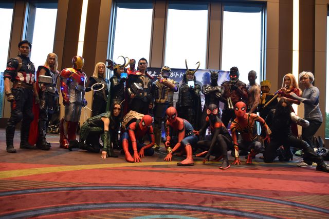 スパイダーマンが陛下にフォトボム？『アベンジャーズ／インフィニティ・ウォー』前夜祭（9枚目）