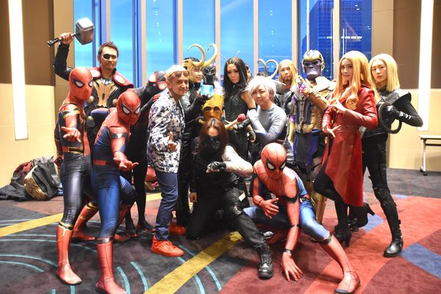 スパイダーマンが陛下にフォトボム？『アベンジャーズ／インフィニティ・ウォー』前夜祭（21枚目）