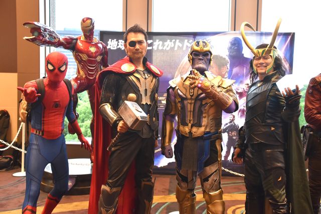 スパイダーマンが陛下にフォトボム？『アベンジャーズ／インフィニティ・ウォー』前夜祭（25枚目）