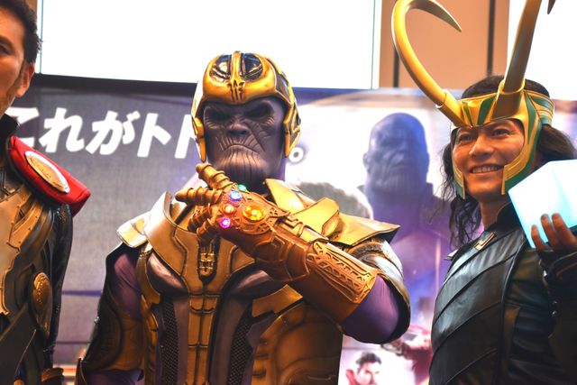 スパイダーマンが陛下にフォトボム？『アベンジャーズ／インフィニティ・ウォー』前夜祭（26枚目）