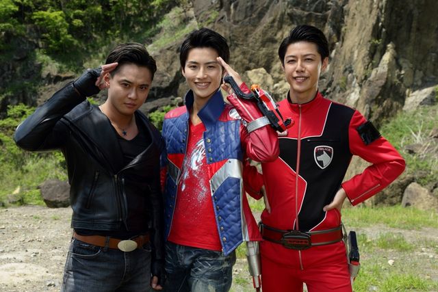 デカレンジャー＆ギャバンがキュウレンジャーとコラボ！「宇宙戦隊キュウレンジャー」18話に登場（5枚目）