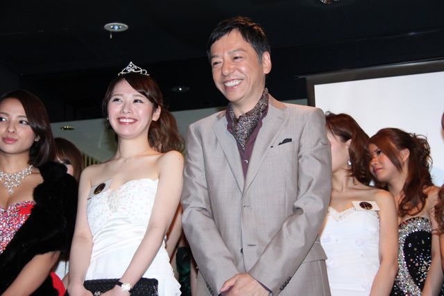 板尾創路が審査員に！「伝説のキャバ嬢総選挙」フォトギャラリー（9枚目）