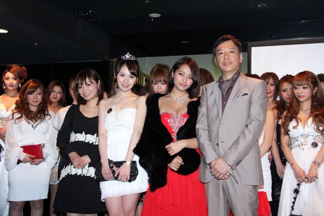 板尾創路が審査員に！「伝説のキャバ嬢総選挙」フォトギャラリー（11枚目）