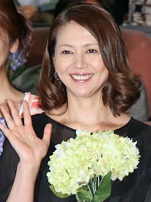 小泉今日子、「続・最後から二番目の恋」ファンに感謝｜シネマトゥデイ