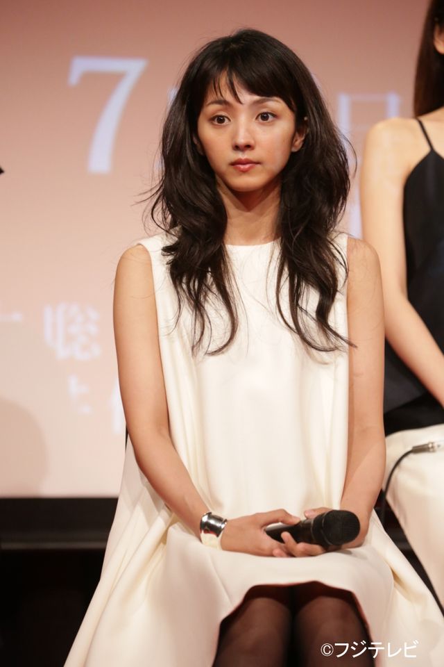 長澤まさみ、橋本愛らもドレスで登壇！ドラマ「若者たち」完成披露試写会フォトギャラリー（4枚目）