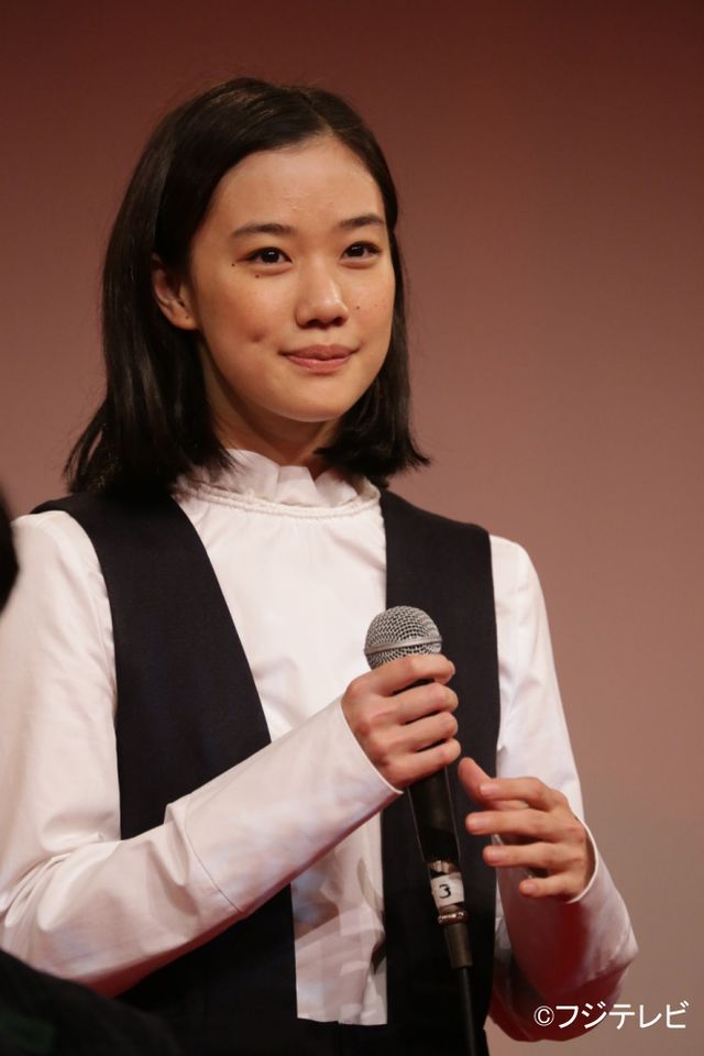 長澤まさみ、橋本愛らもドレスで登壇！ドラマ「若者たち」完成披露試写会フォトギャラリー（5枚目）