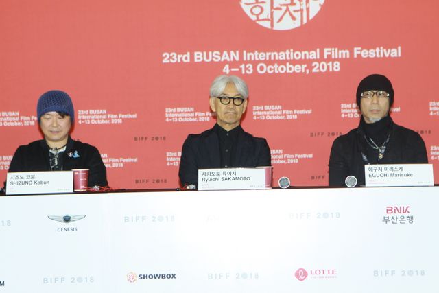 坂本龍一、釜山ハンドプリント・セレモニーへ（8枚目）