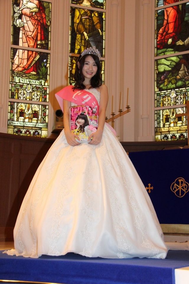 AKB48柏木由紀、3億2,500万円相当のウエディング姿を披露！フォトギャラリー（4枚目）