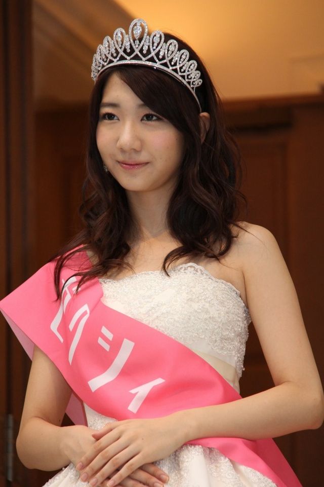 AKB48柏木由紀、3億2,500万円相当のウエディング姿を披露！フォトギャラリー（12枚目）