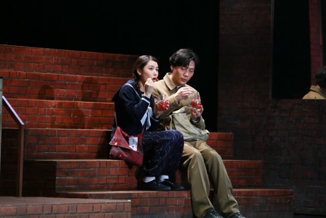 “岡山の奇跡”桜井日奈子、堂々の女優デビュー！中山優馬主演舞台「それいゆ」公開ゲネプロフォトギャラリー（5枚目）