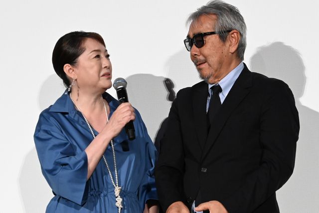 ディーン・フジオカ、金髪で登場！佐藤栞里は涙！『父と僕の終わらない歌』初日舞台あいさつ（13枚目）