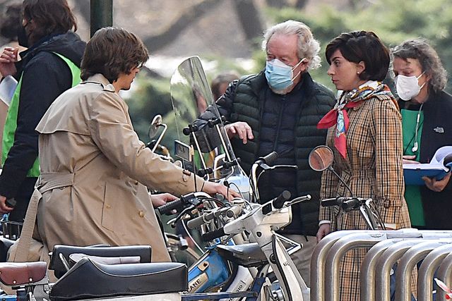 豪華すぎ！ガガ様『ハウス・オブ・グッチ』撮影風景　アダム・ドライヴァー、アル・パチーノらも（2枚目）