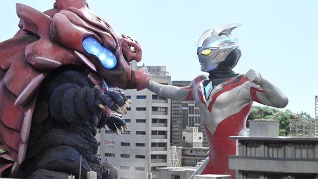 「ウルトラマンアーク」恐怖の宇宙怪獣が襲来！7月放送回の場面写真（2枚目）