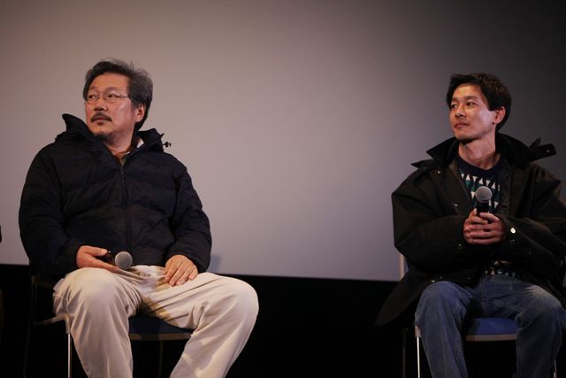 加瀬亮、憧れのホン・サンス監督と初対面！　画像ギャラリー：フォトギャラリー