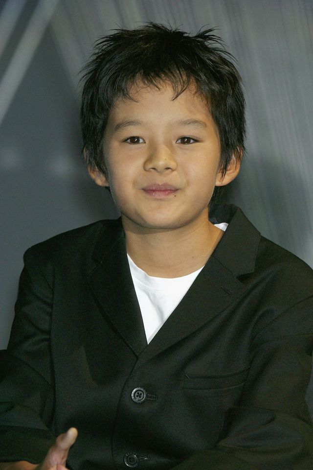 池松壮亮、幼少期が可愛すぎ！成長を振り返り：フォトギャラリー