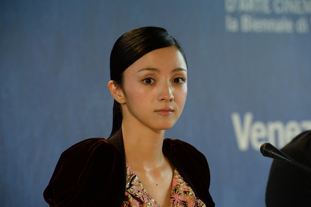 満島ひかり、ベネチアの観客を魅了！フォトギャラリー（21枚目）