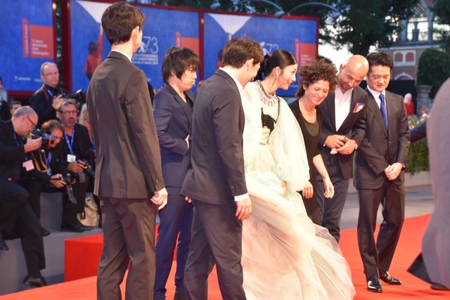 満島ひかり、ベネチアの観客を魅了！フォトギャラリー（26枚目）