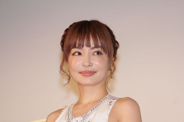 LiLiCo、同い年の平子理沙にジェラシー！「DALLAS／スキャンダラス・シティ」特別試写会（2枚目）