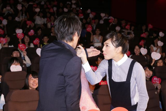 川口春奈と福士蒼汰ラブラブ！フォトギャラリー（2枚目）