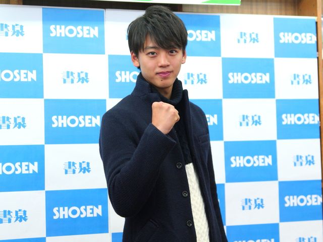 「仮面ライダードライブ」竹内涼真、初カレンダーで上半身ヌードに！　画像ギャラリー：フォトギャラリー