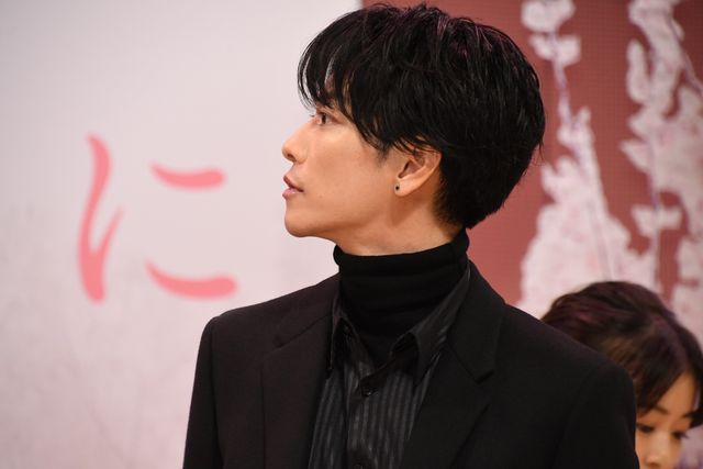 佐藤健、黒コーデで長澤まさみ、森七菜らと登壇！『四月になれば彼女は』完成披露（21枚目）