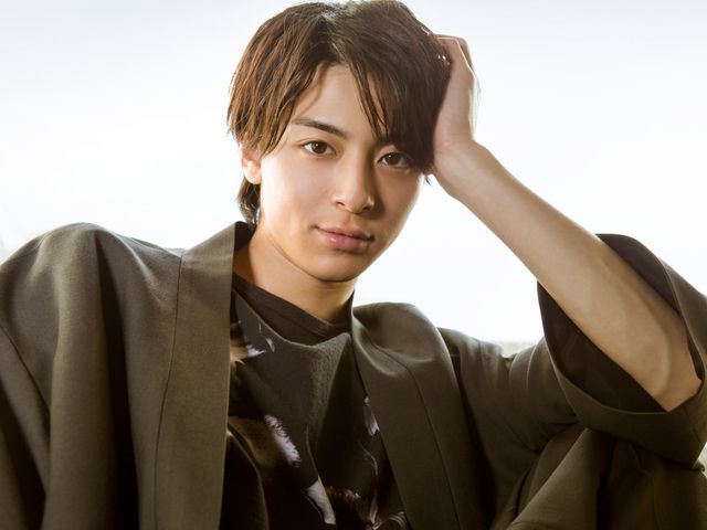 くしゃっと笑顔もあり！【高杉真宙インタビューカット集】（6枚目）