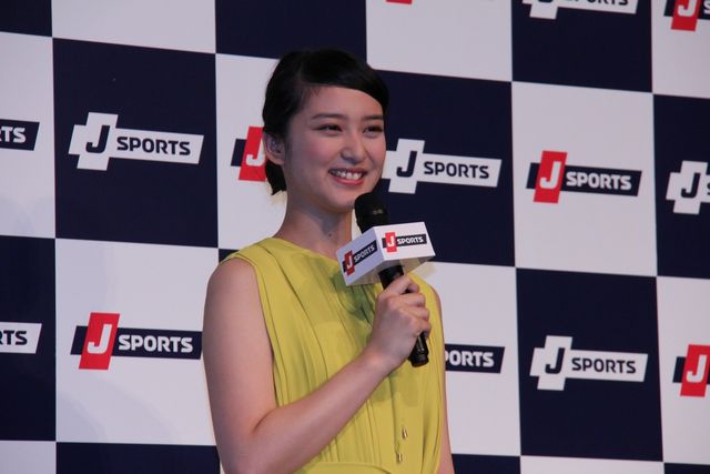 武井咲登壇！「J SPORTS」の新CM発表会フォトギャラリー（2枚目）