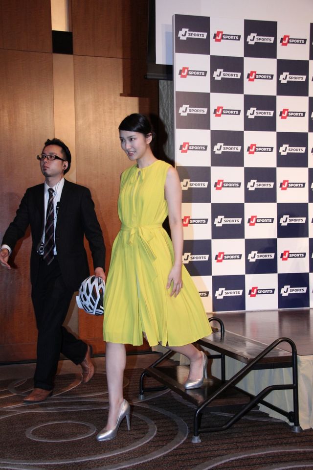 武井咲登壇！「J SPORTS」の新CM発表会フォトギャラリー（9枚目）