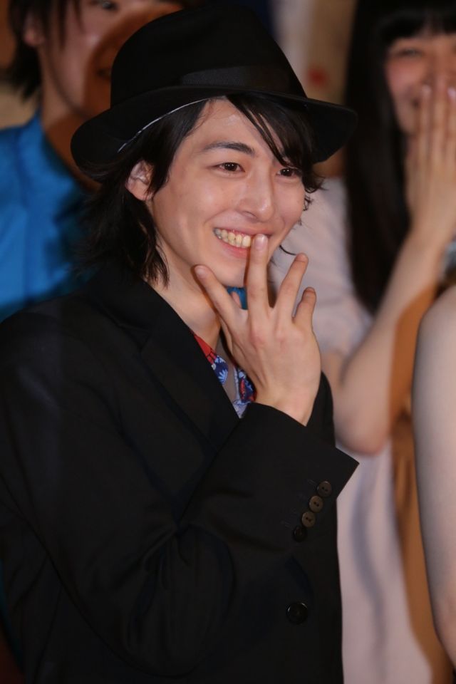 イケメン俳優・高杉真宙がキメポーズ！フォトギャラリー（5枚目）