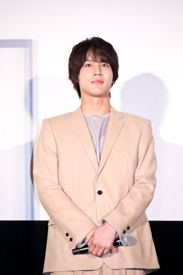 中川大志、笑顔が超絶爽やか!!『ジョゼと虎と魚たち』公開記念舞台あいさつ（2枚目）