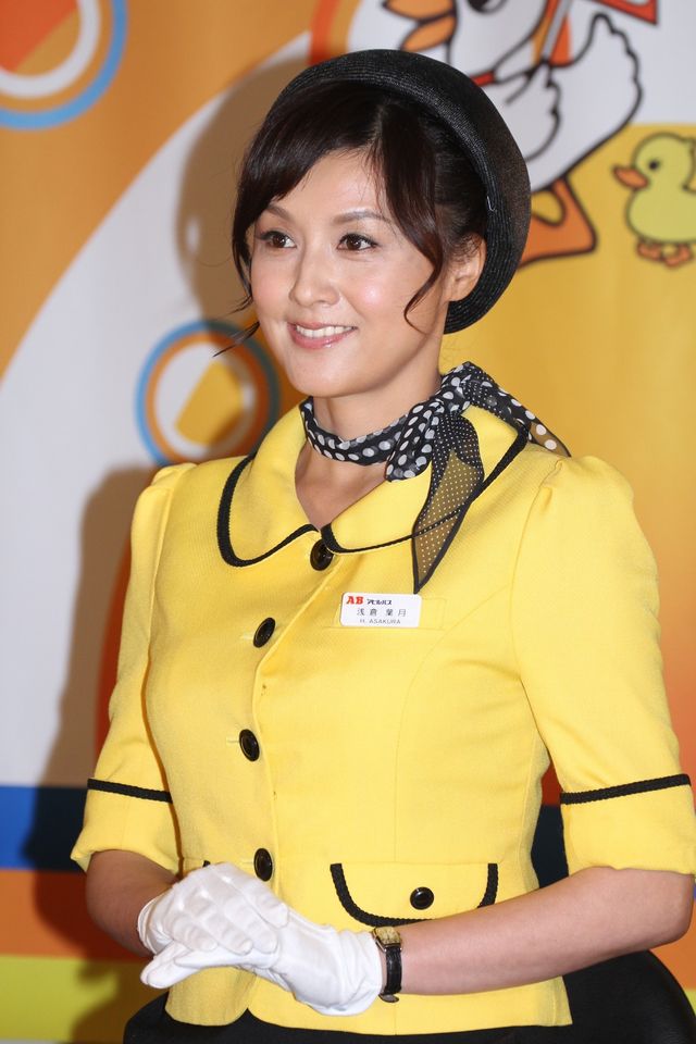 藤原紀香、タイトスカートのバスガイド衣装！フォトギャラリー（6枚目）