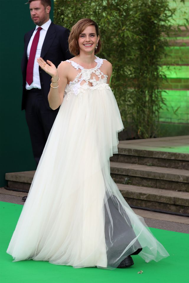 美しすぎ！約2年ぶりにレッドカーペットに登場したエマ・ワトソン（3枚目）