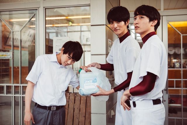 セクシー（？）ショットもあるよ！須賀健太×小関裕太×山本涼介『ちょっとまて野球部！』メイキングカット（3枚目）